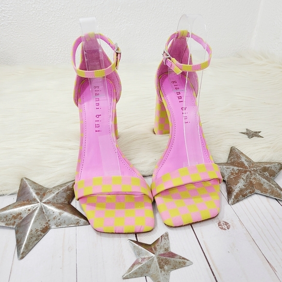 Gianni Bini Maileigh Checkered Satin Ankle Strap Block Heels green pink size 8.5 - Picture 2 of 7